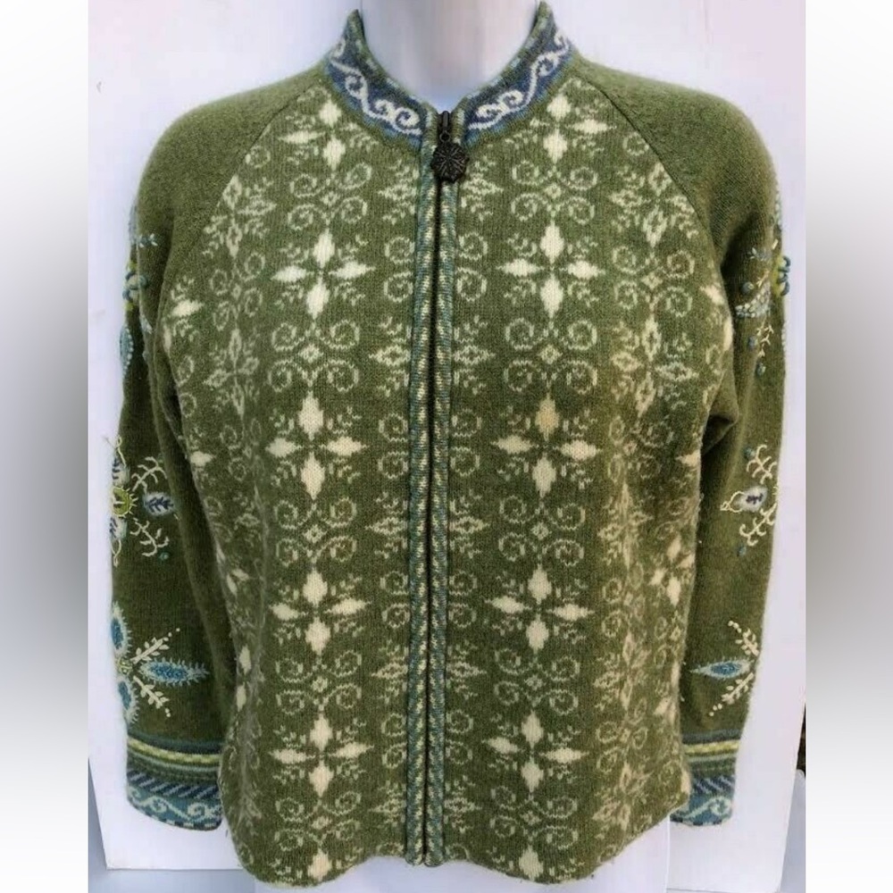 Tabi Green 100% wool Icelandic Nordic embroidered cardigan sweater zipper